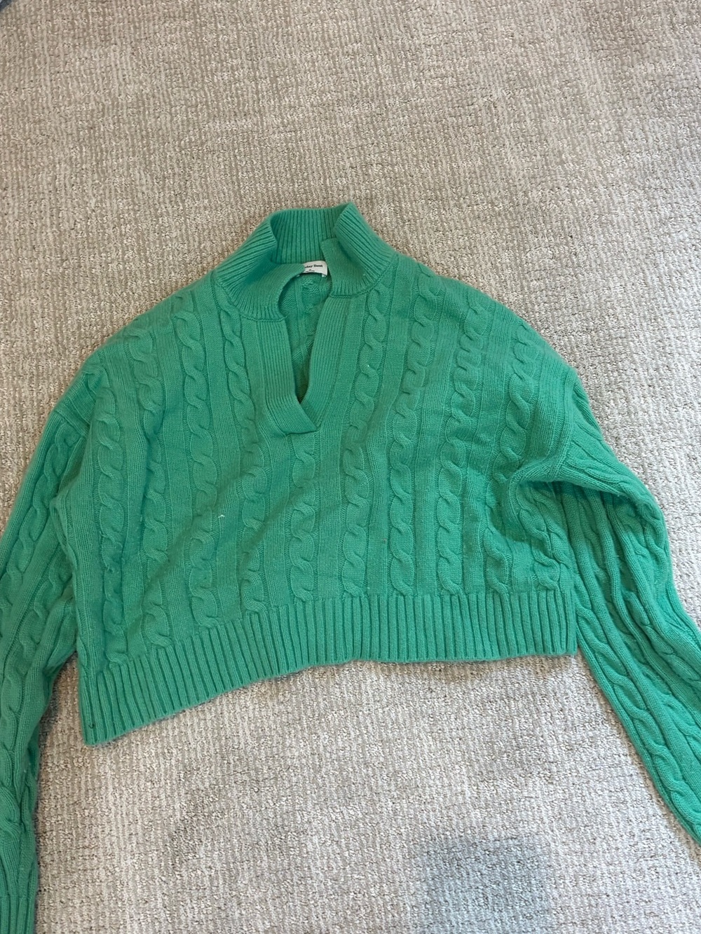 Aritzia Sunday Best Cropped Cable-Knit V-Notch Sweater in Bright Green